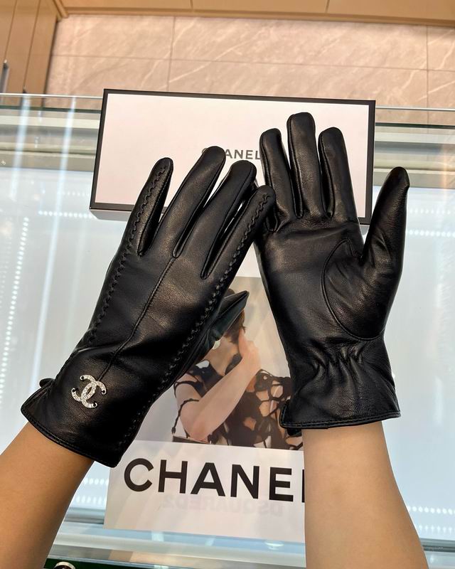 Chanel gloves hm110